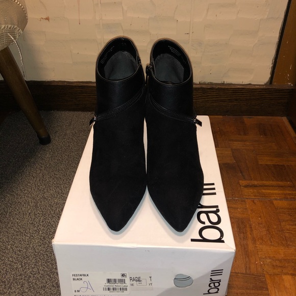 Bar lll Size 8 Black/Suede Booties - Picture 5 of 8